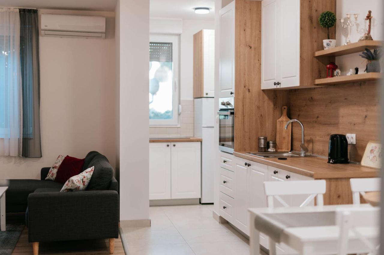 Bell Tower Apartment Мостар Екстериор снимка