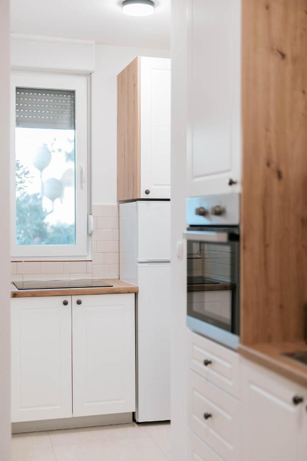 Bell Tower Apartment Мостар Екстериор снимка